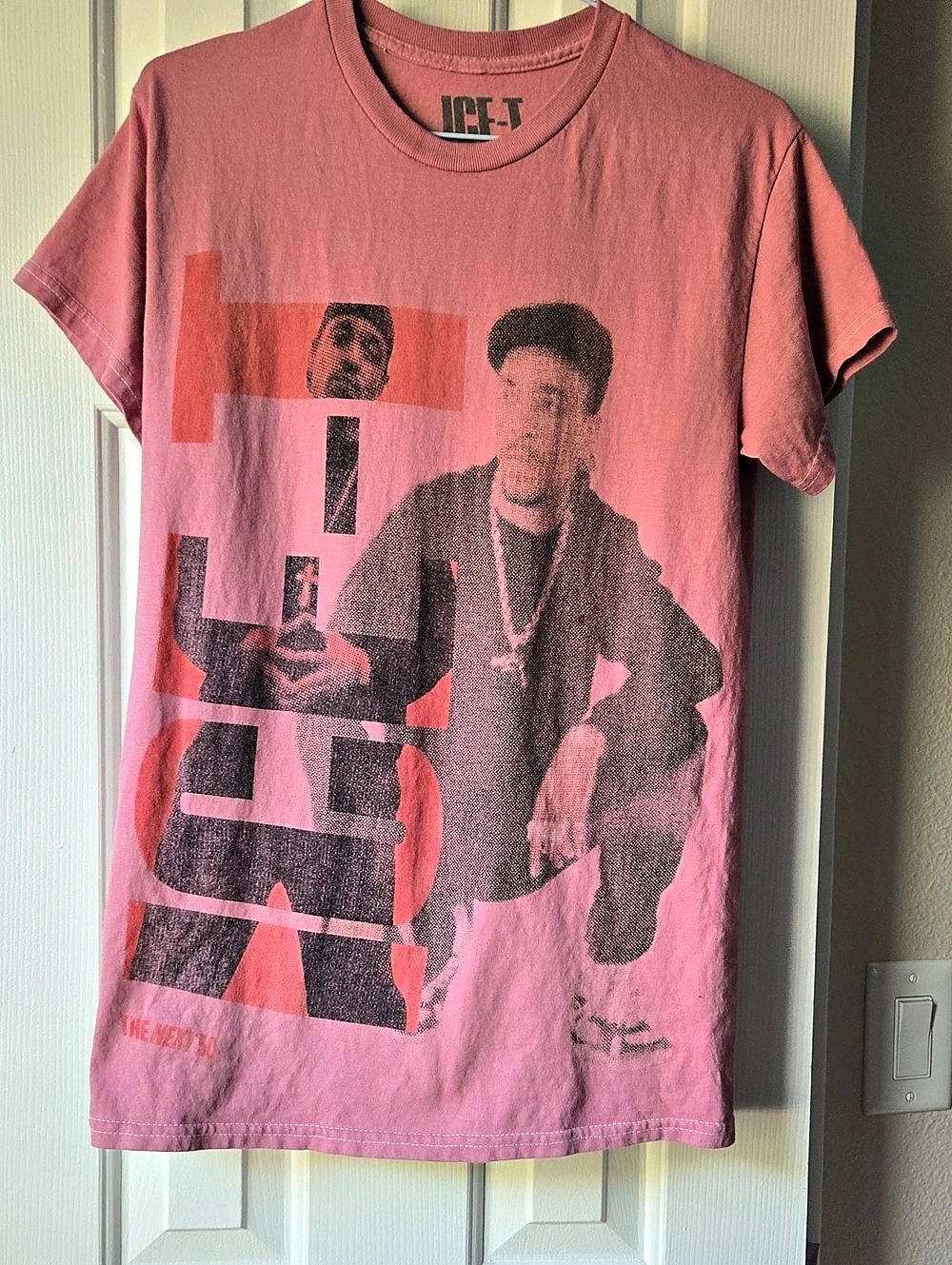ICE-T Graphic Tee Graphic Short Sleeve Tee in Pink Size Small